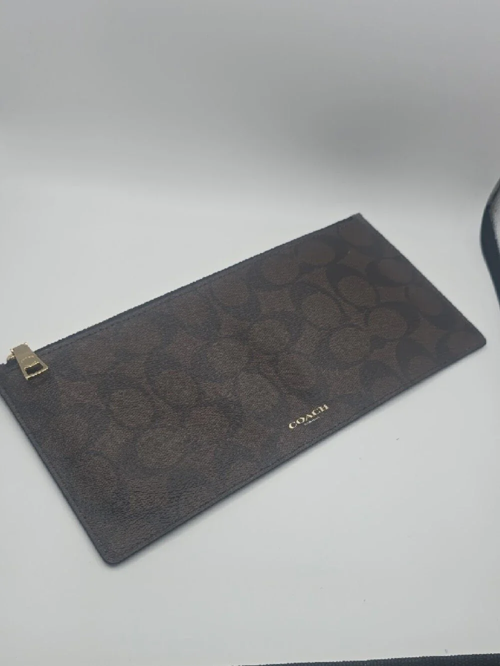 Coach Brown Signature Mono Long Zip Clutch/Phone Holder W Gold Hardware (NWOT)✨️ - Picture 4 of 11